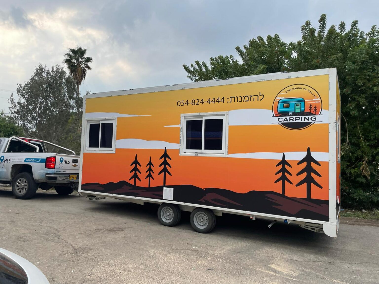 מדבקות לפוד טראס ועיטוף לאוטובוסים (2)