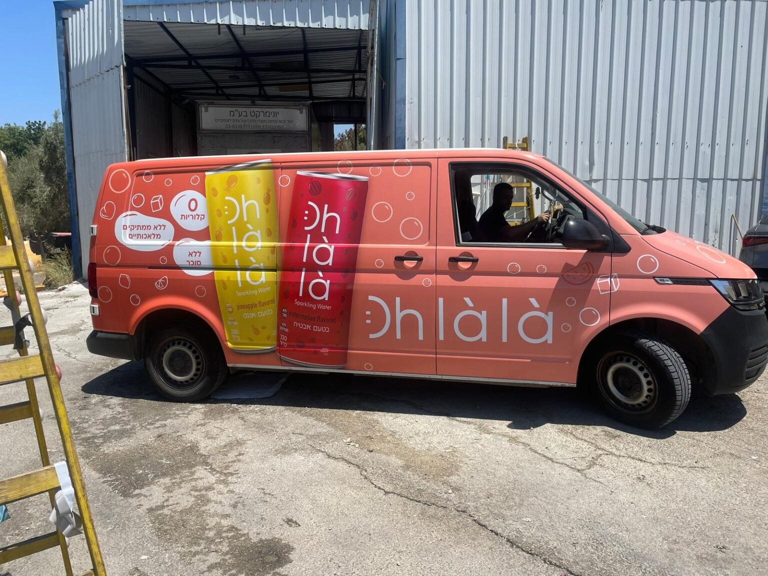 עיטוף משאיות ורכבים מסחריים (2)