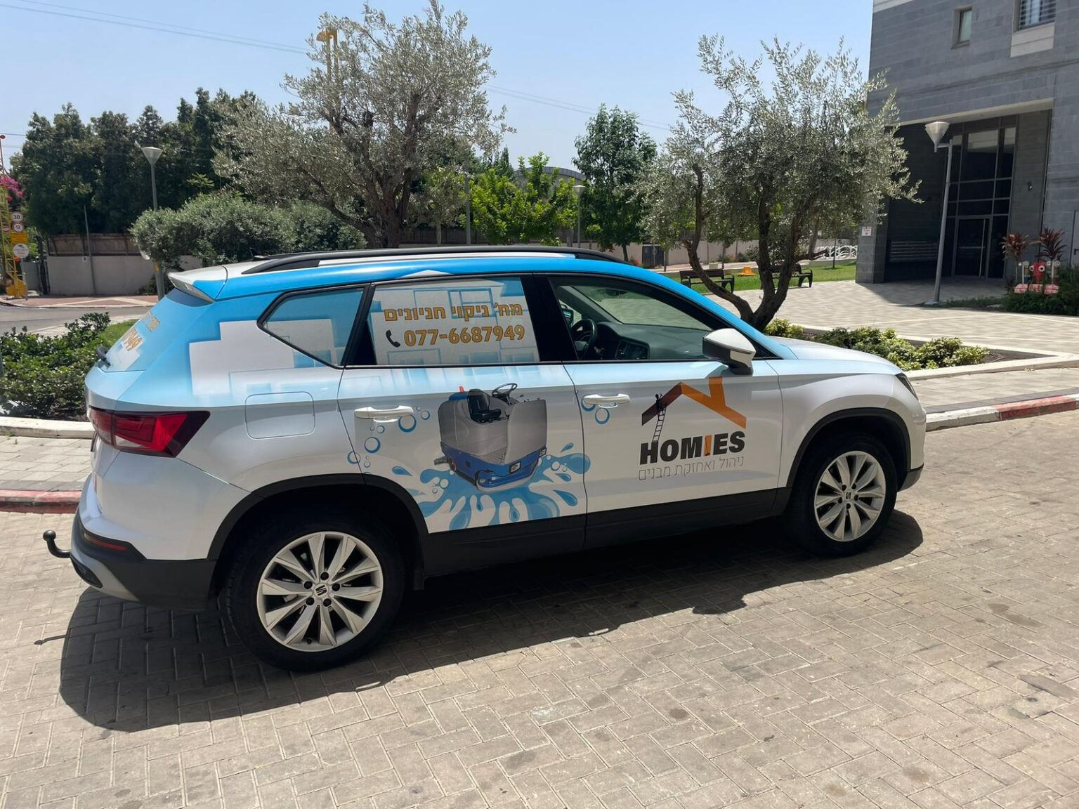 עיטוף משאיות לחברות גדולות (1)