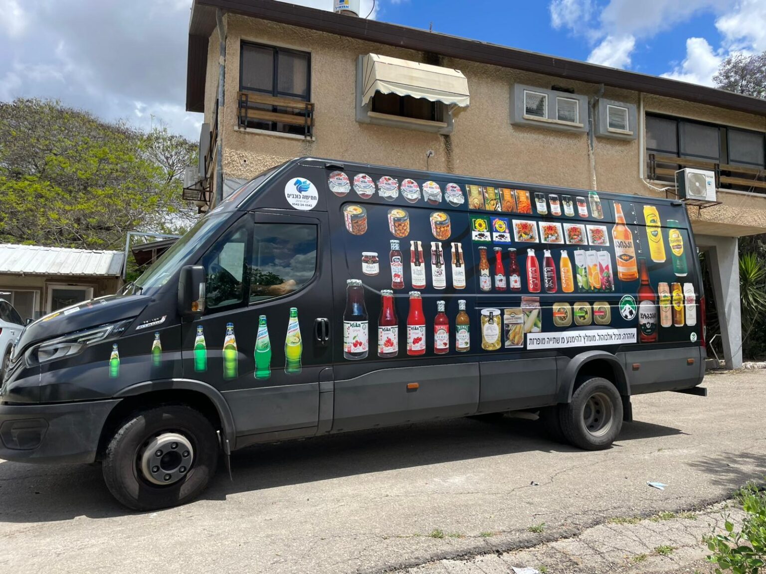 עיטוף רכבים מסחריים (13)