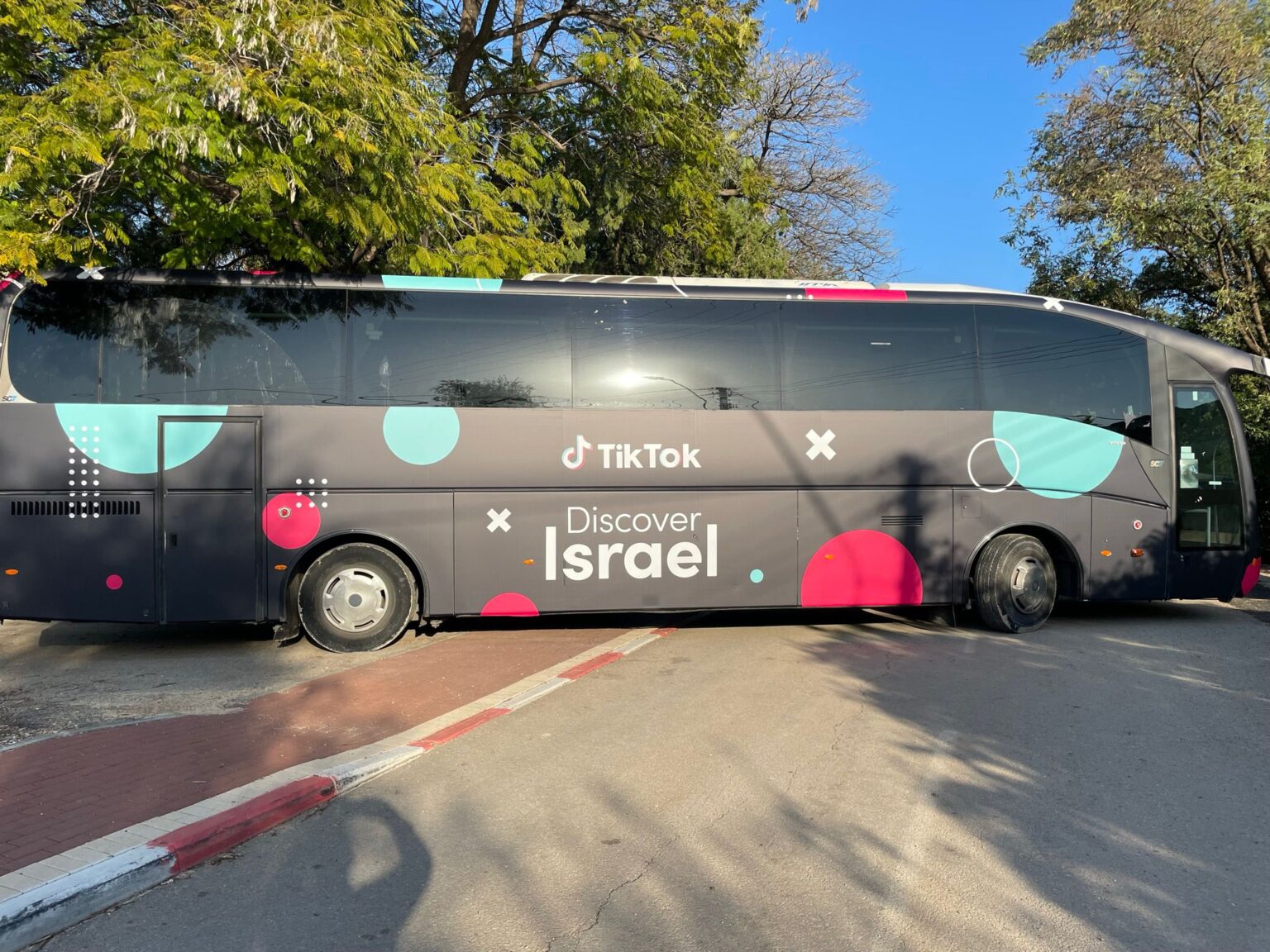 עיטוף רכבים מסחריים ומסאיות (21)