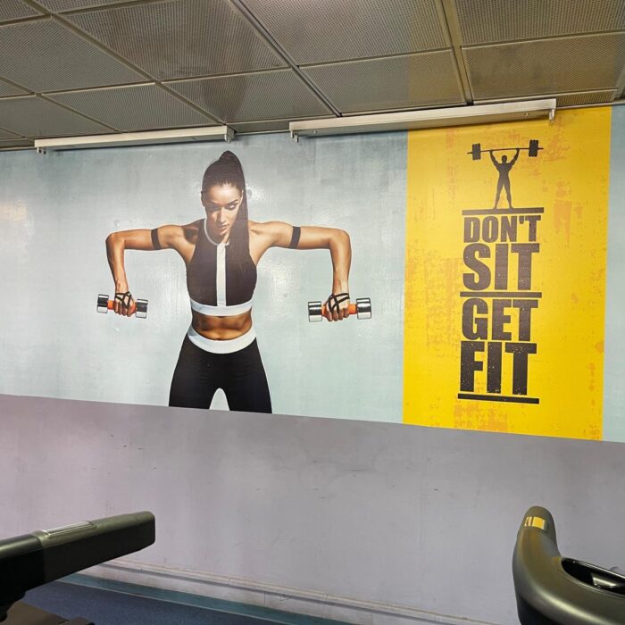 מדבקות קיר לעסקים שילוט לעסקים (10)