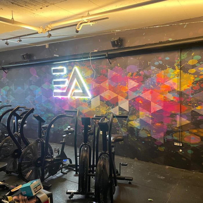 שלטים דקורטייבים לעסק (3)